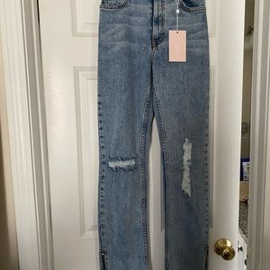 Revice jeans size 28 never worn.